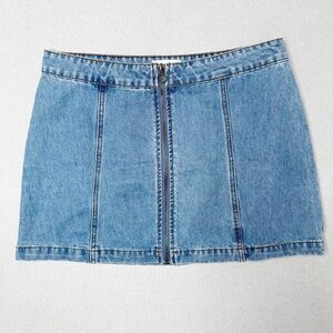 Altar’d State Blue Denim Mini Skirt Front Exposed‎ Zipper Size Medium